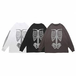 Yoursblack NEWS Gothic Skull Sternum Sweatshirt 7 Yoursblack NEWS Gothic Skull Sternum Sweatshirt