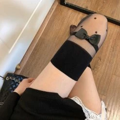 Yoursblack Socks&Stockings Bow Point Knee Socks