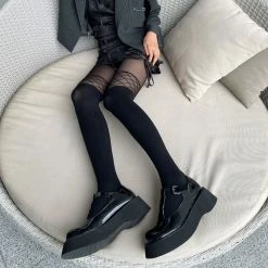 Yoursblack NEWS Dark Grid Stitching Stockings