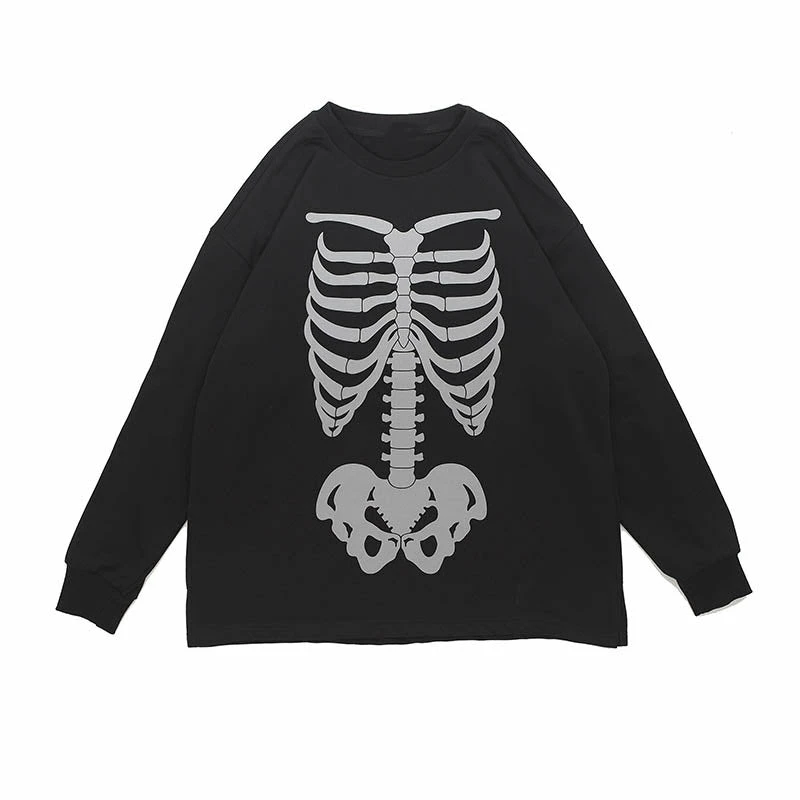 Yoursblack NEWS Gothic Skull Sternum Sweatshirt 1 Yoursblack NEWS Gothic Skull Sternum Sweatshirt
