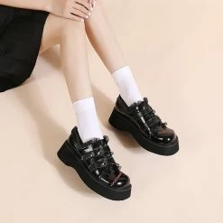 Yoursblack Gothic Lace-trimmed Double Buckle Shoes