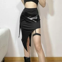 Yoursblack Irregular PU Paneling Skirt