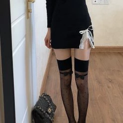 Yoursblack Socks&Stockings Bow Point Knee Socks