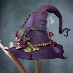 Yoursblack HalloweenFelt Witch Hat
