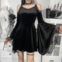 Yoursblack Lace Off-Shoulder Velvet Dress NEWS