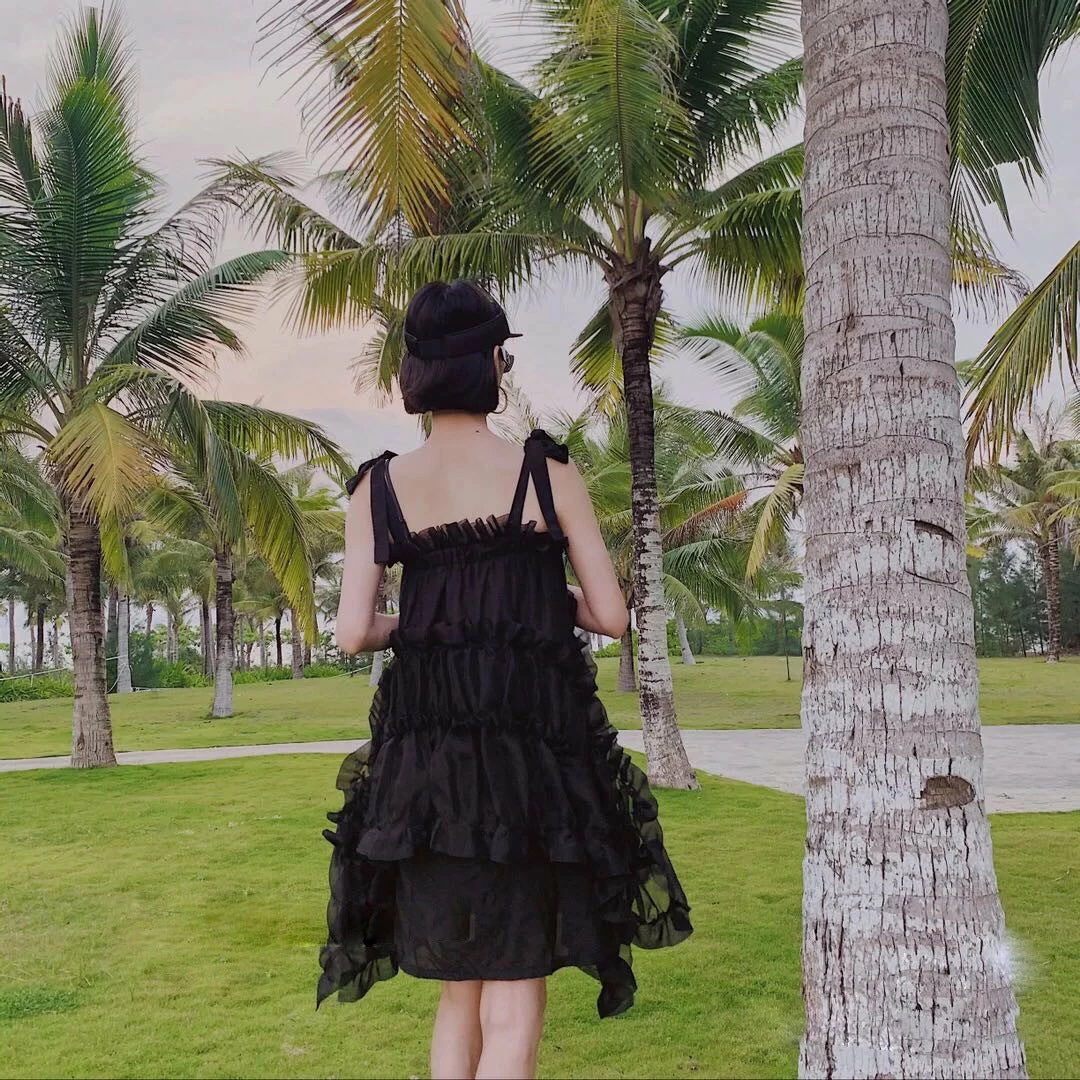 Yoursblack Dark Irregular Ruffled Lace Dress 2 Yoursblack Dark Irregular Ruffled Lace Dress