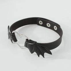 Yoursblack NEWS Gothic Vampire Heart Collar