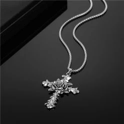 Yoursblack New In Jun Cross Rose Necklace