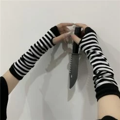 Yoursblack Striped Gloves