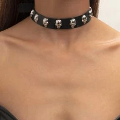 Yoursblack New In Jun Skull Gothic Choker