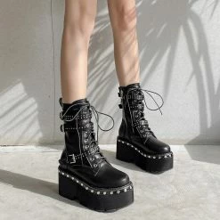 Yoursblack NEWS Studded Belt Buckle Martin Boots