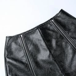 Yoursblack Dark Gothic Zip Slit PU Shorts NEWS