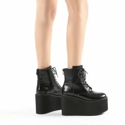 Yoursblack Lace-Up Platform Martin Boots NEWS