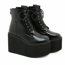 Yoursblack Lace-Up Platform Martin Boots NEWS