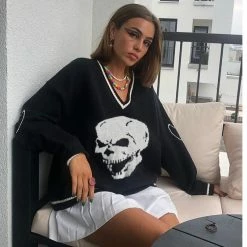 Yoursblack TOPS Skull V-neck Knitted Sweater