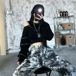 Yoursblack Dark Design Zipper Off-shoulder Sweatshirt