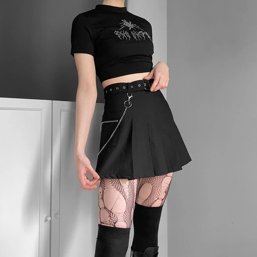 Yoursblack Spring Sale Black Widow Cropped Tee 3 Yoursblack Spring Sale Black Widow Cropped Tee